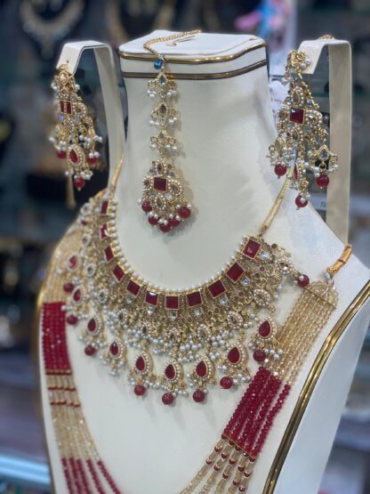 Exquisite Bridal Long Mala Necklace Set