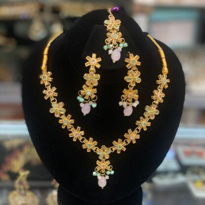 Classic Elegance: Gold Plated Necklace and Earring Set