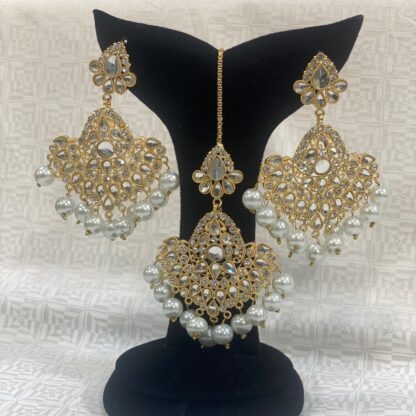 Kundan and Pearl Chandbali Earrings