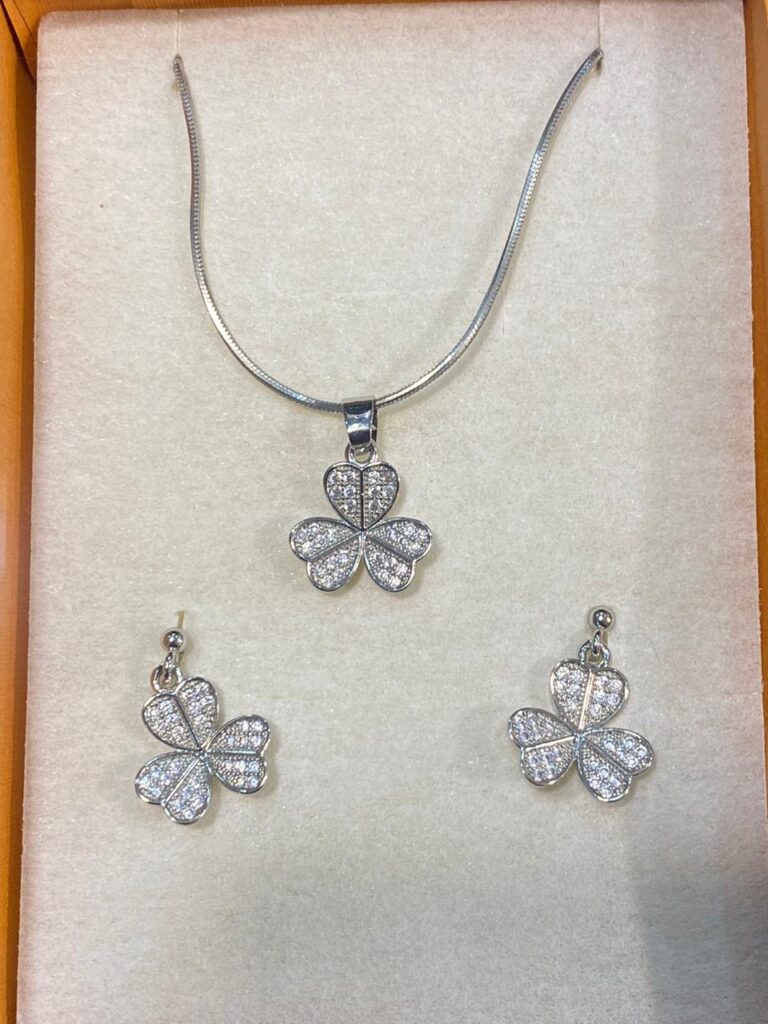 Three-Leaf Clover Pendant and Earring Set with Micro Zirconia