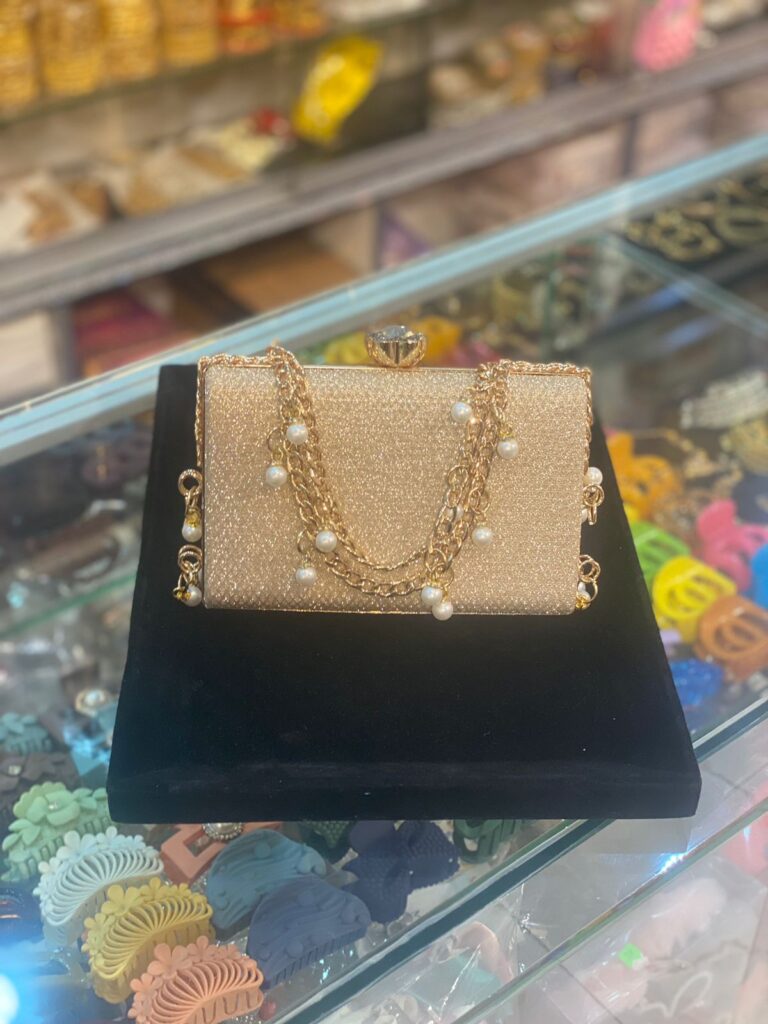 Luxe Pearl Accent Gold Clutch with Chunky Chain