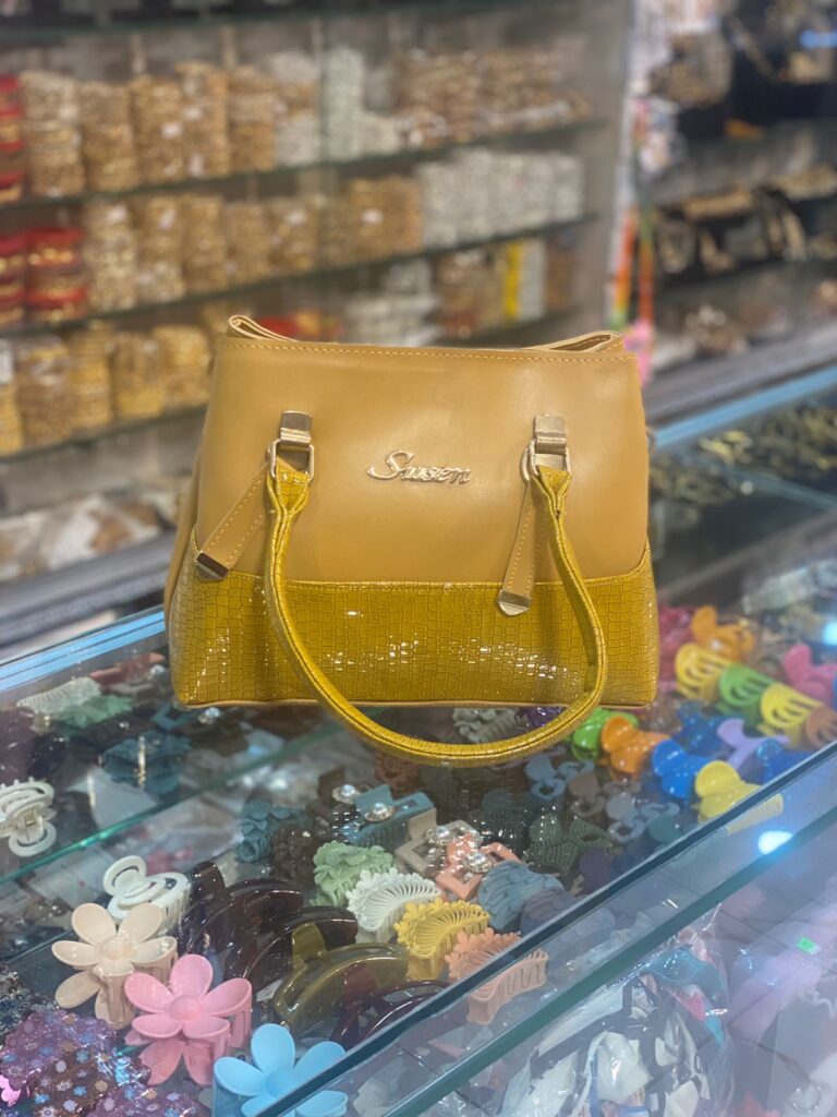 Sunny Yellow Purse with Gold Chain 4