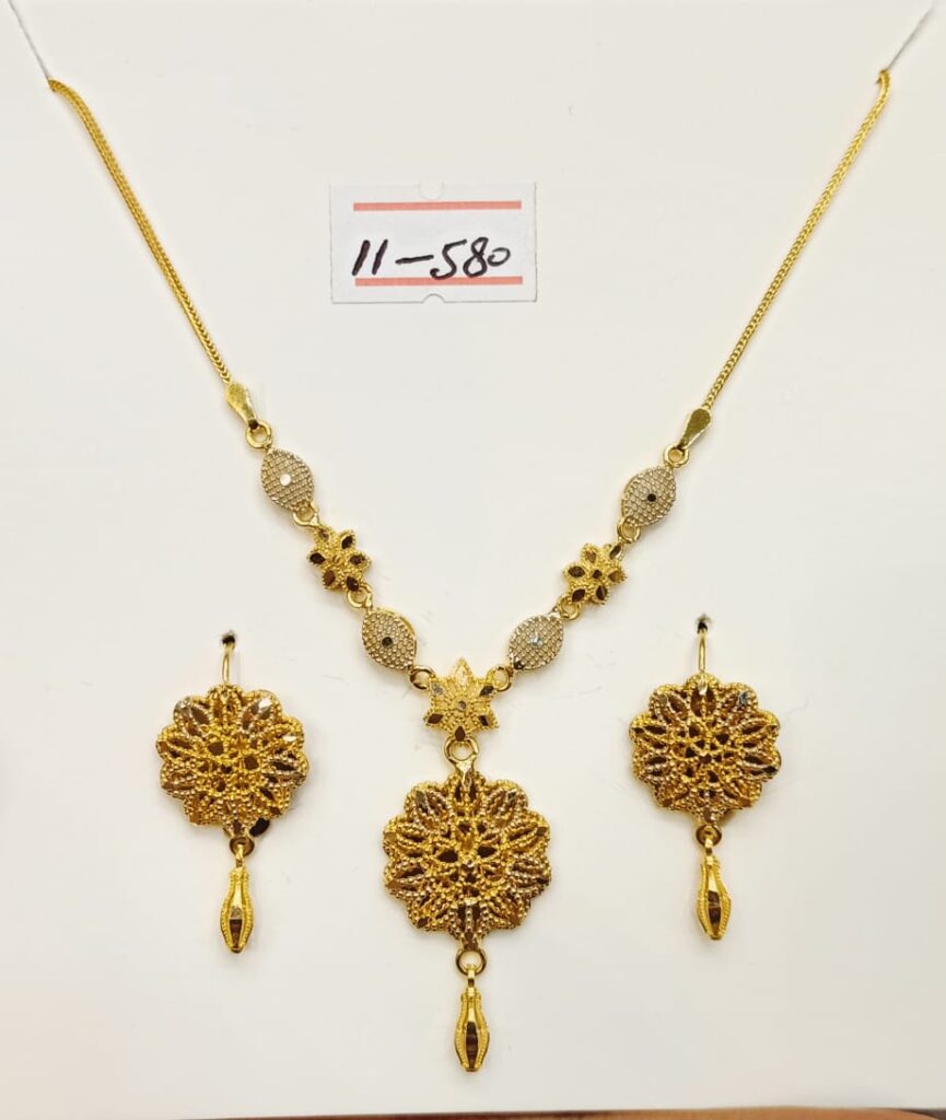 Tola 21ct Gold Flower Necklace and Earring Set Carat Vogue