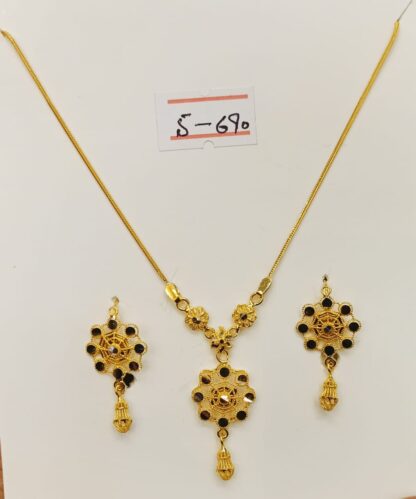 21ct Estrella Filigrana Necklace and Earring Set