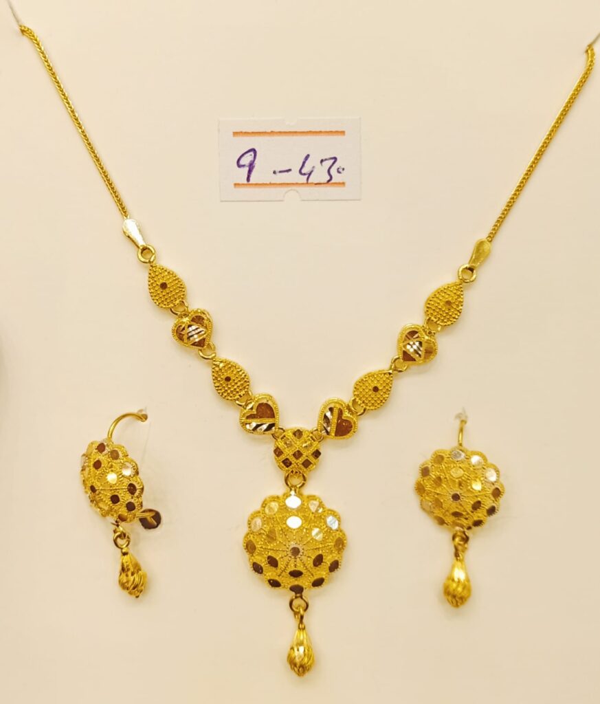 Elegant Bridal Necklace Set