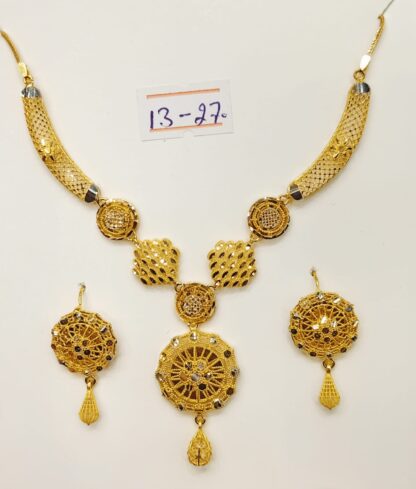 Regalia 21K Gold Royal Necklace and Earrings Set – Exclusive Collection