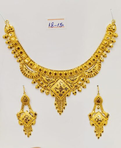 Exquisite 21K Pakistani Gold Traditional Wedding Necklace Set with Earrings