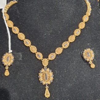 Exquisite 22K Gold Designer Net Style Necklace Set