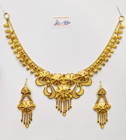 22K Gold Traditional Necklace Set with Floral Motifs