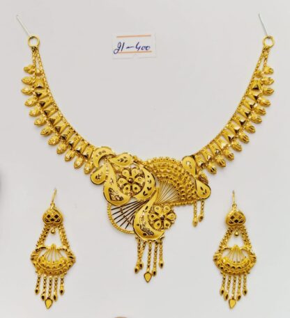 Regal Bloom Gold Necklace Set – Haar & Dull Edition