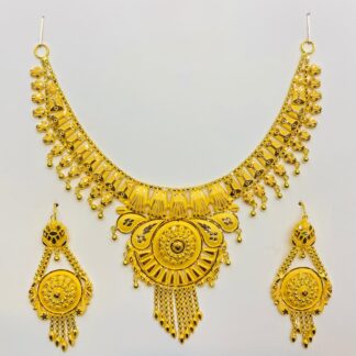2-Tola Gold Pakistani Wedding Necklace Set with Exquisite Craftsmanship