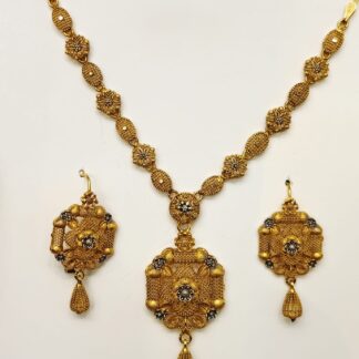 Exquisite 21ct Gold Kundan Necklace and Earrings Set