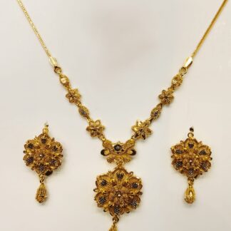 Bijoux Royale 21ct Gold Necklace and Earrings Set