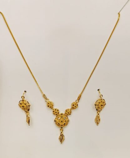 Modern Gold Chain Mala Set Under PKR 110000 - Image 3