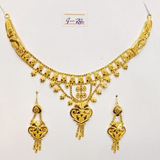 Exquisite 21ct Gold Kundan Necklace and Earrings Set