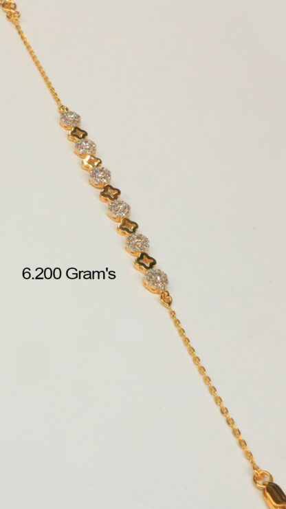 Classic and Modern Gold Bracelet Collection - Image 10