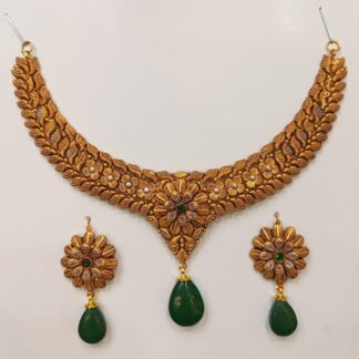 21K Gold South Indian Choker Necklace Set with Peach Stone