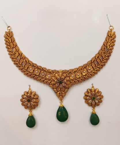 21K Gold Madrasi Choker Necklace Set with Green Stone Drops