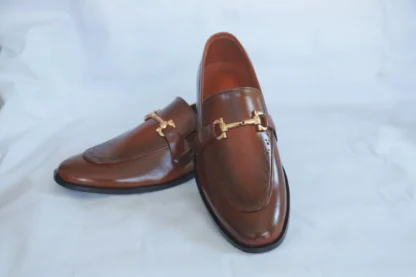 Classic Brown Leather Horsebit Loafers with Brogue Detailing