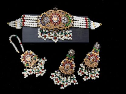 Multicolored bead bridal choker necklace set with Kundan work, earrings, and maang tikka – festive jewelry for mehndi and sangeet – Carat Vogue