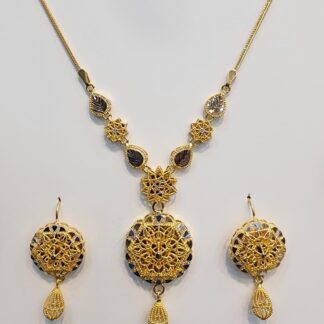 22K solid gold Arabesque filigree necklace set with leaf motif links 11.100g
