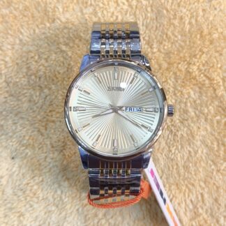 Professional SKMEI men's watch with luminescent hands and day-date function.