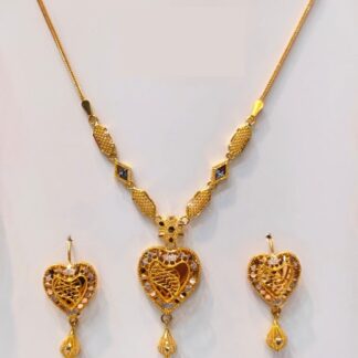Shop our luxury 22k gold heart pendant necklace and matching earrings set. Crafted in certified 22ct solid gold for the ultimate UK bridal elegance.